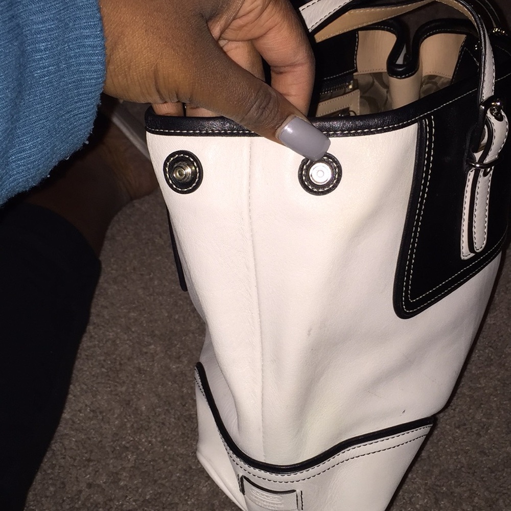 Shoulder bag - Picture 3 of 4